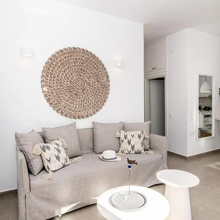 Eleni Luxury