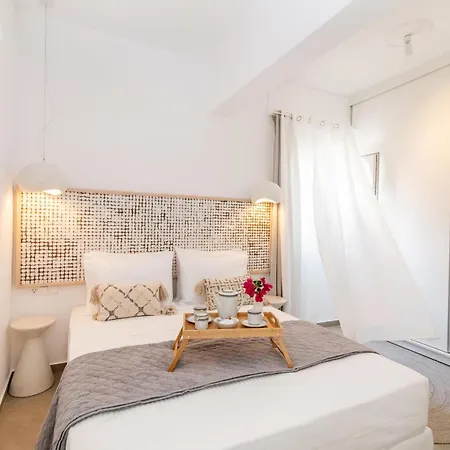Eleni Luxury